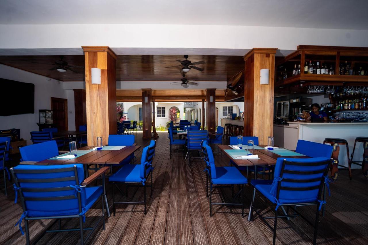 Blue Skies Beach Resort Negril Exterior foto