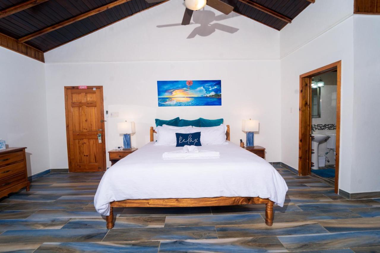 Blue Skies Beach Resort Negril Exterior foto