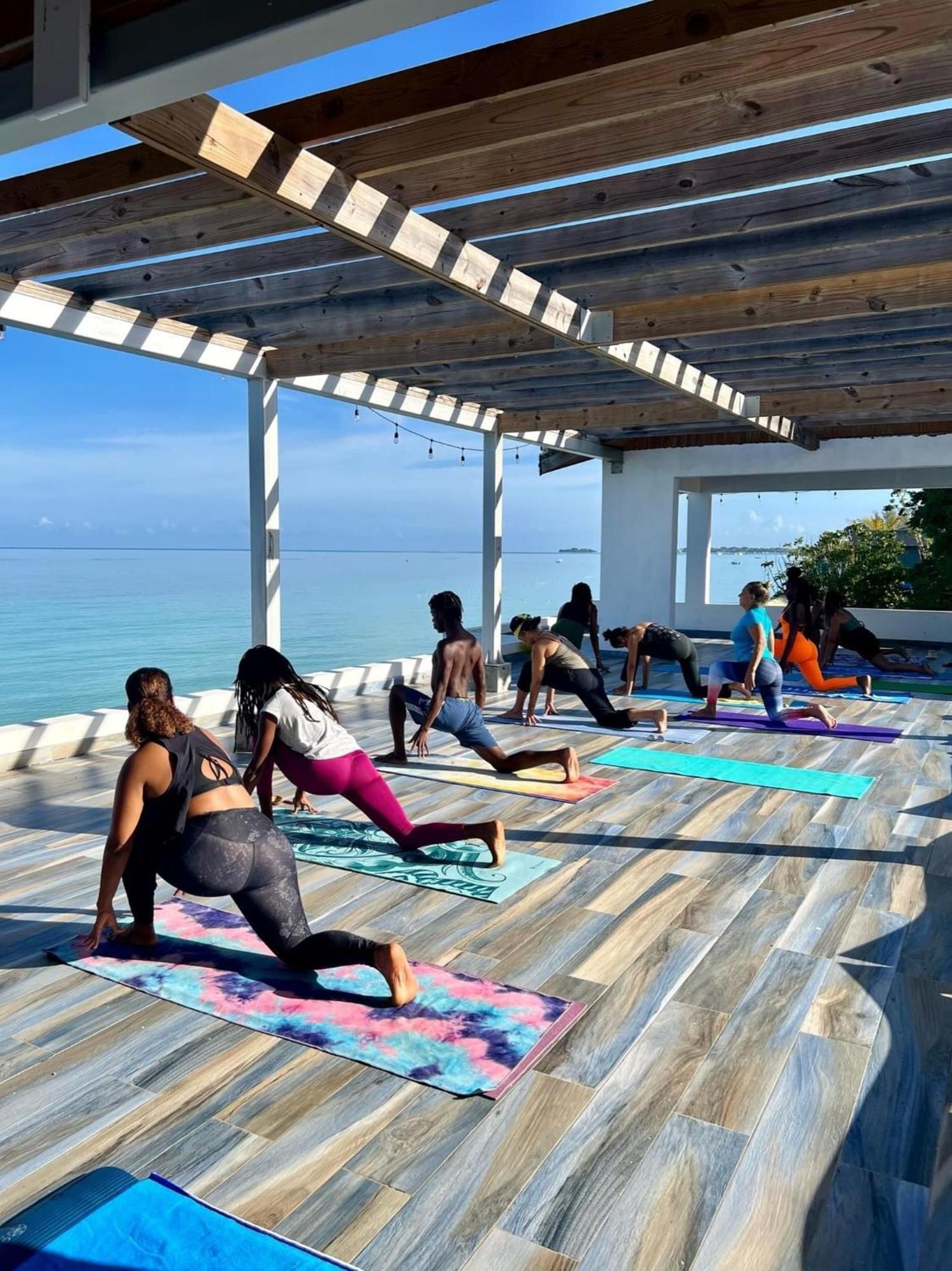 Blue Skies Beach Resort Negril Exterior foto
