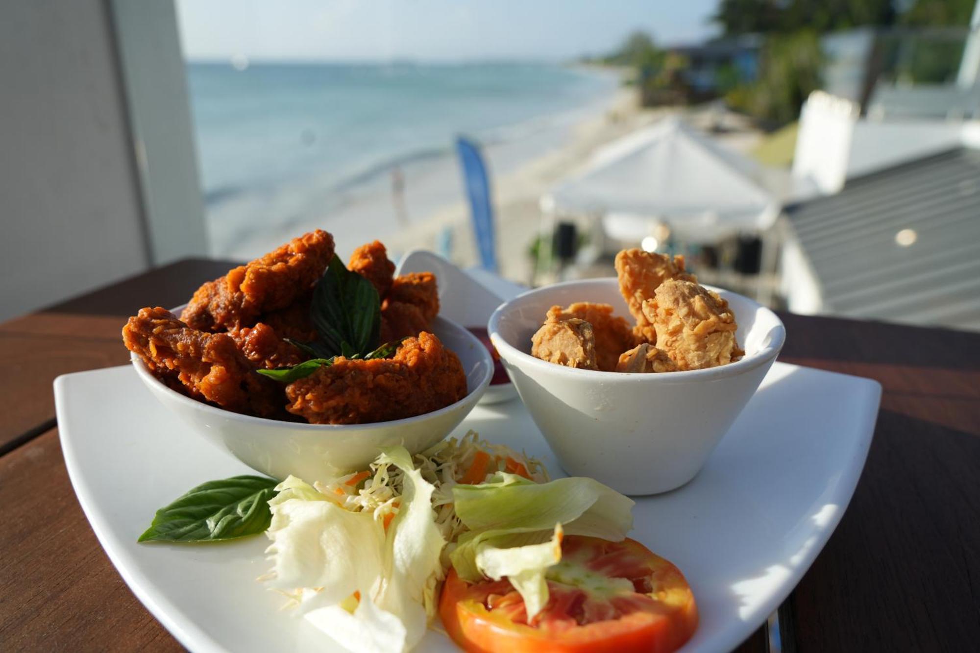 Blue Skies Beach Resort Negril Exterior foto