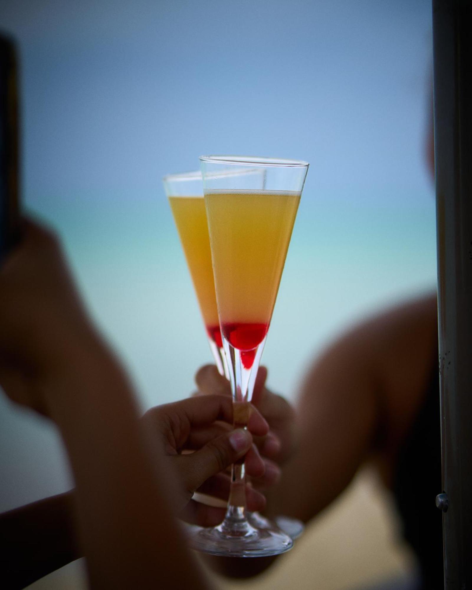 Blue Skies Beach Resort Negril Exterior foto